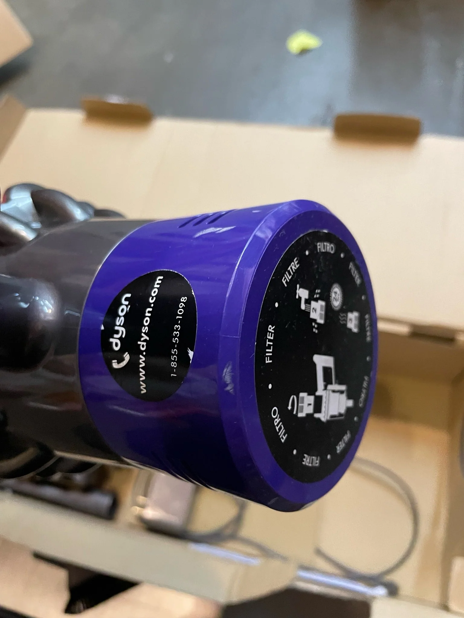 ****CLEARANCE*** Dyson Cyclone V10 Total Clean plus Cord-Free Stick Vacuum - Image 9