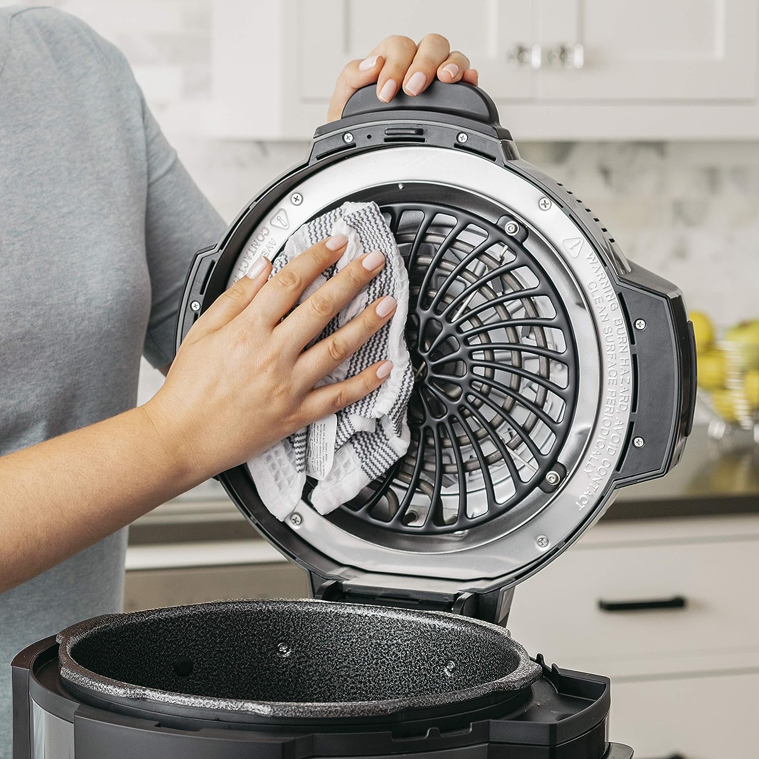 ****Clearance**** NINJA OP300 Pressure Cooker with Crisper - Image 9