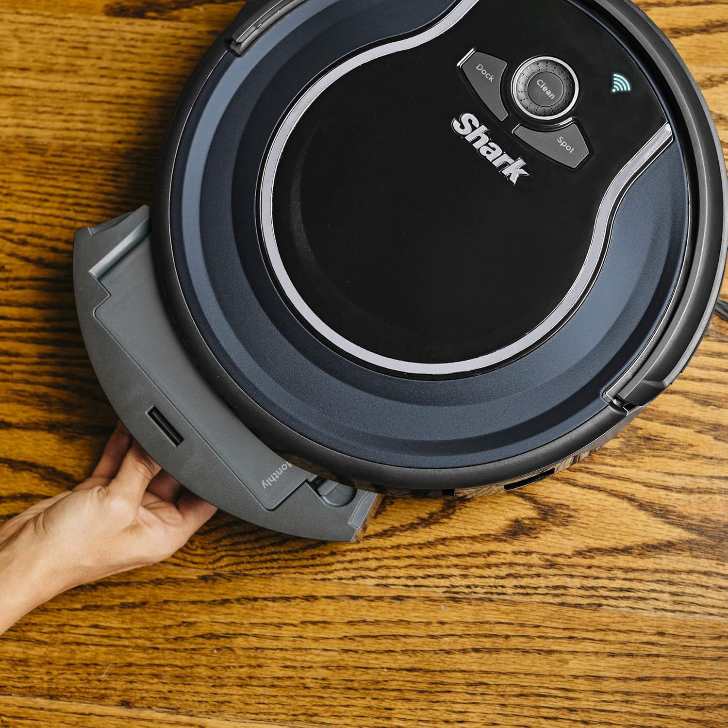 Shark ION ROBOT App-Controlled Robot Vacuum, RV761 - Image 6