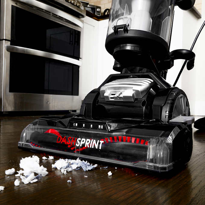 Eureka DashSprint Dual Motor Upright Vacuum with Headlights - Image 3