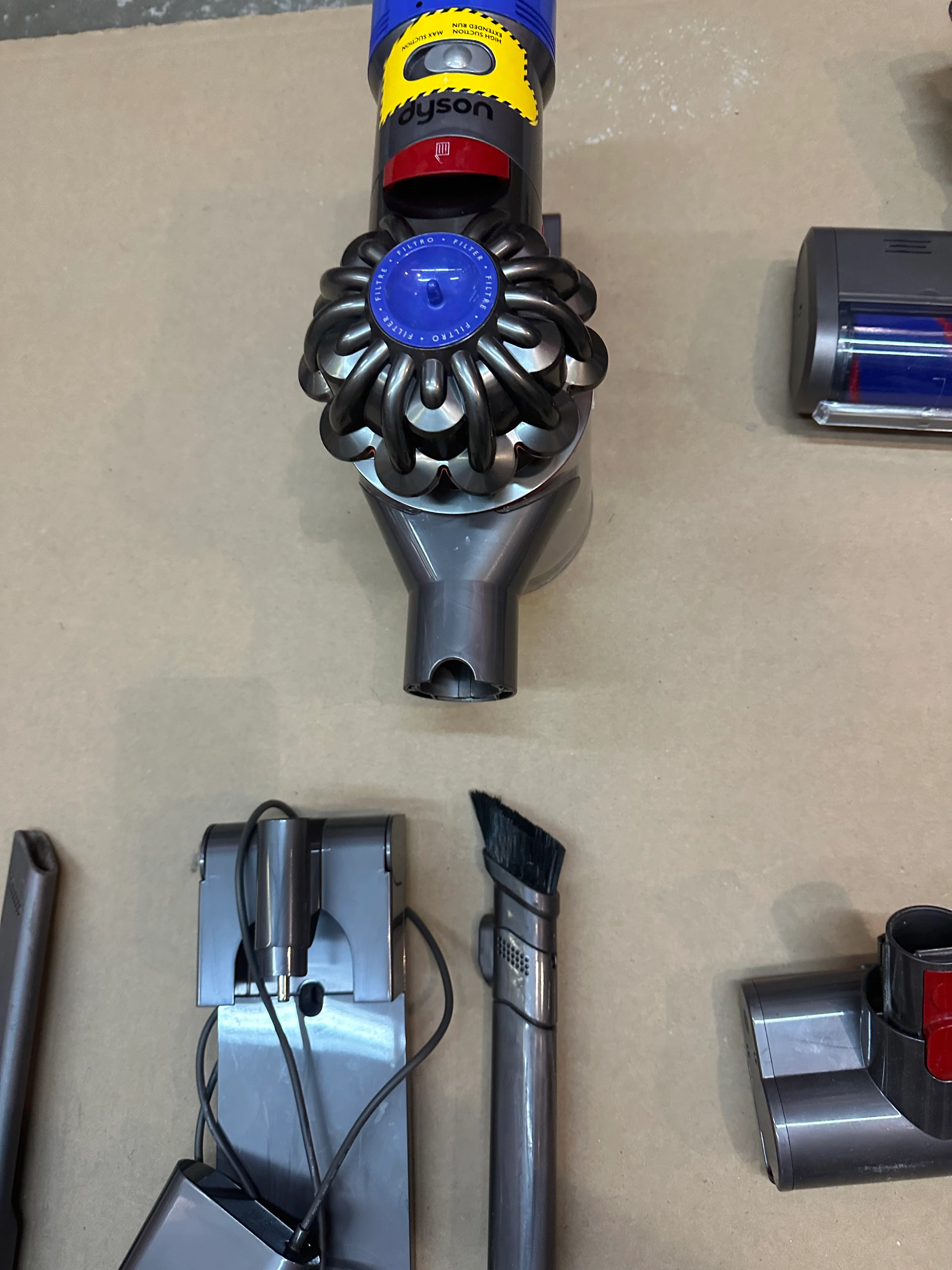 Dyson V7 Animal Cordless Stick Vacuum Cleaner, Iron - Image 7