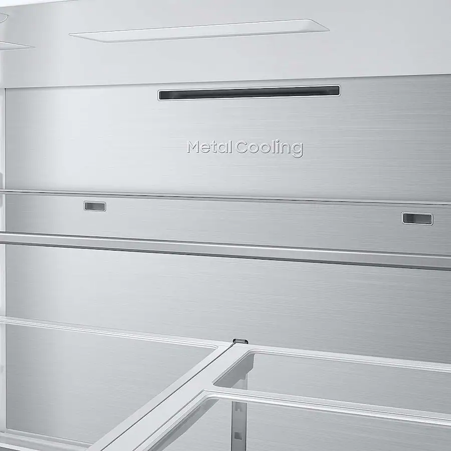 Samsung - BESPOKE 29 cu. ft. 4-Door French Door Smart Refrigerator with Beverage Center (RF29BB860012) - White Glass - Image 13