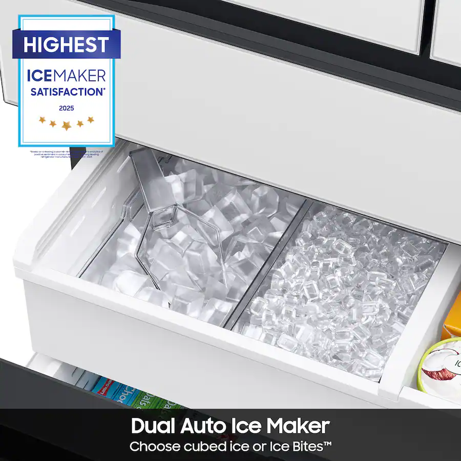 Samsung - BESPOKE 29 cu. ft. 4-Door French Door Smart Refrigerator with Beverage Center (RF29BB860012) - White Glass - Image 15